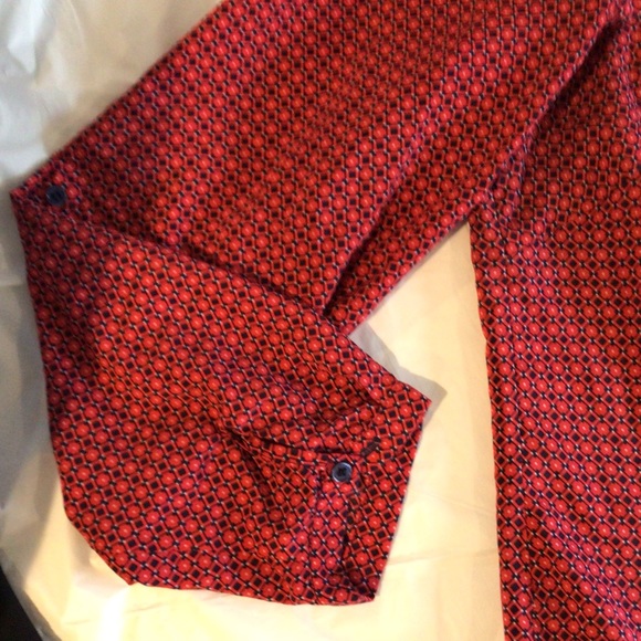 Lucy & Laurel long sleeve Red/Blue-shirt v neck Sleeves can be shorten. - Picture 4 of 7